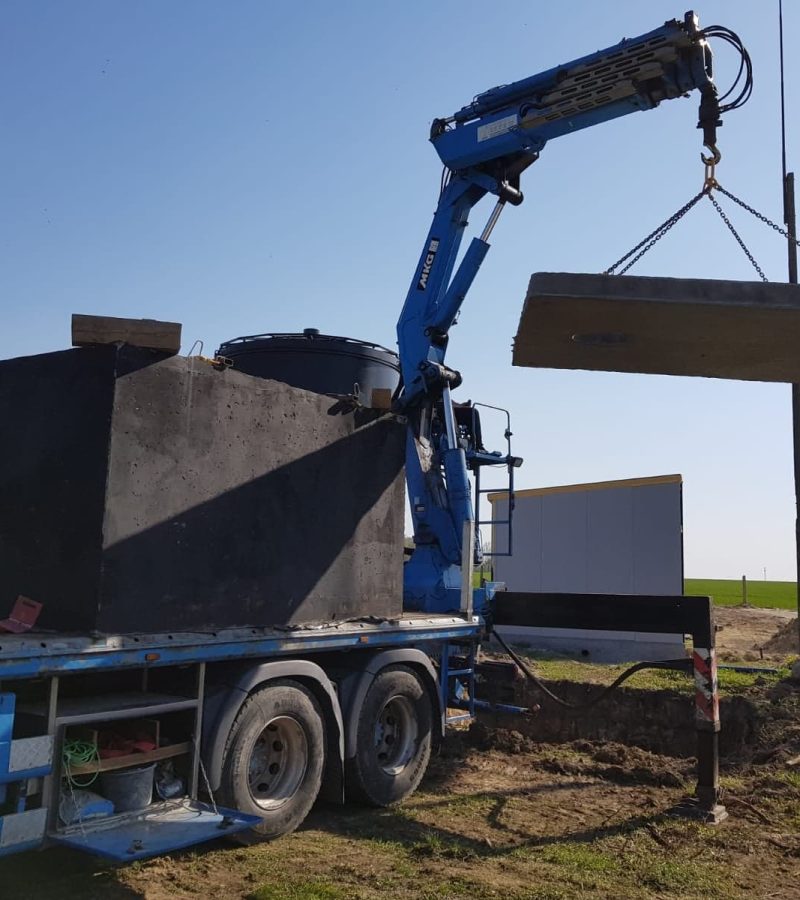 58543188_596160477461347_5763642392343216128_n